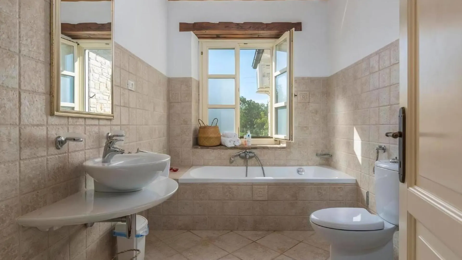 Ferienhaus In Sovinjak Mit Grill, Garten Und Terrasse Buzet Semesterbostad