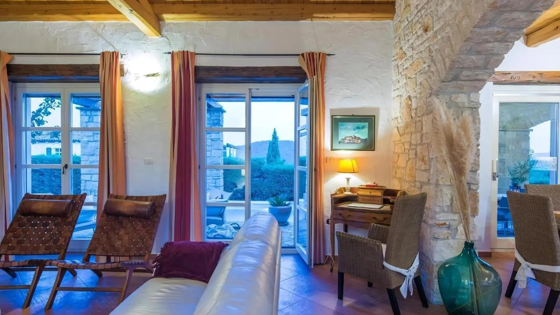 Ferienhaus In Sovinjak Mit Grill, Garten Und Terrasse Buzet